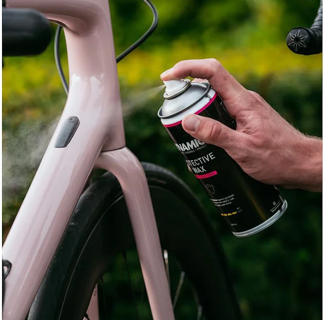 Dynamic Bike Care Apsauginis purškiamas vaškas Dynamic Protective Wax Purškiklis
