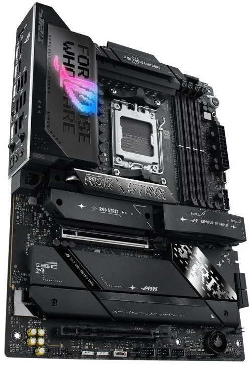 ASUS ROG STRIX X870E-E GAMING WIFI pagrindinė plokštė