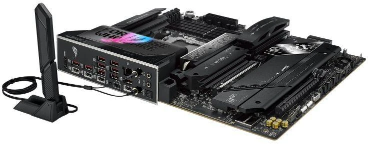 ASUS ROG STRIX X870E-E GAMING WIFI pagrindinė plokštė