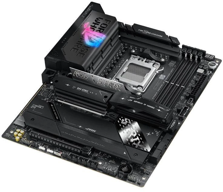 ASUS ROG STRIX X870E-E GAMING WIFI pagrindinė plokštė