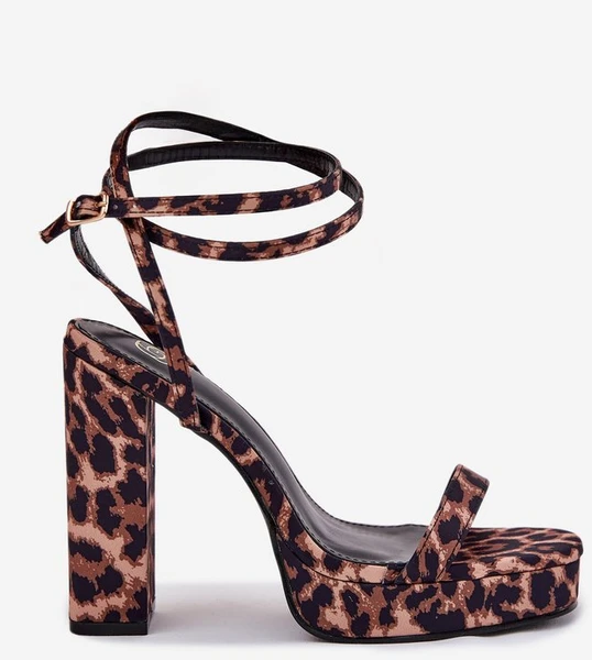 Aukštakulnės basutės su platforma, leopardo rašto