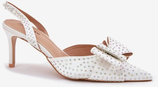 Aukštakulniai balti su kaspinu ir akutėmis šventėms Eleganti