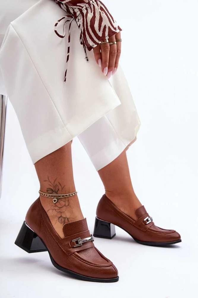 Aukštakulniai bateliai rudi odiniai su sagtimi Ideal Shoes