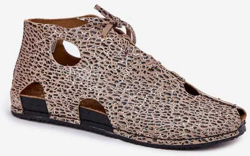 Aulinukai smėlio spalvos su iškirpimais vasarai iš odos Comfort Step