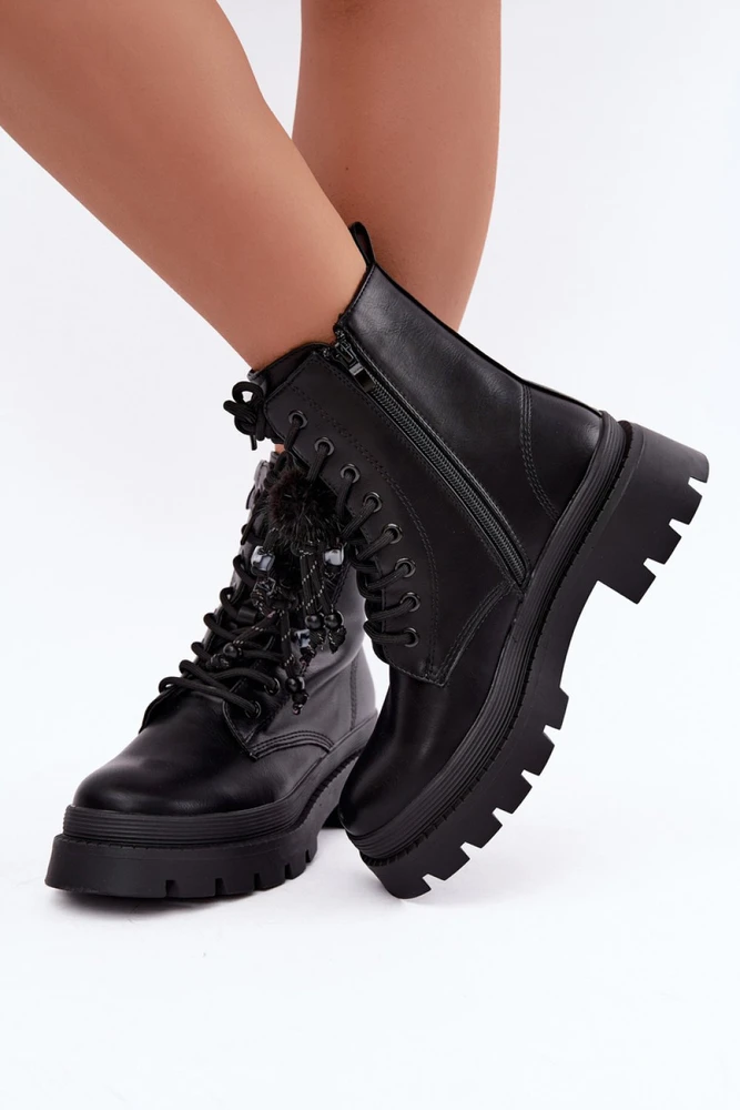 Aulinukai su dekoratyviniais kutais Step in style