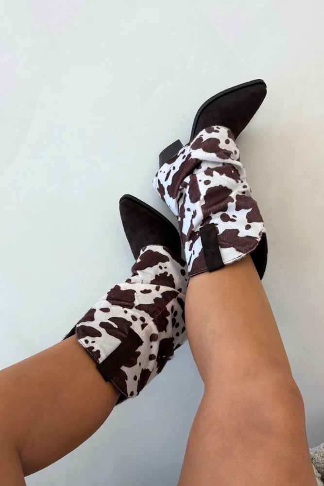 Aulinukai su kulnu ir karvės rašto aulais Step in style