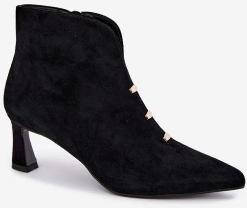 Aulinukai su smailėjančia nosele Step in style