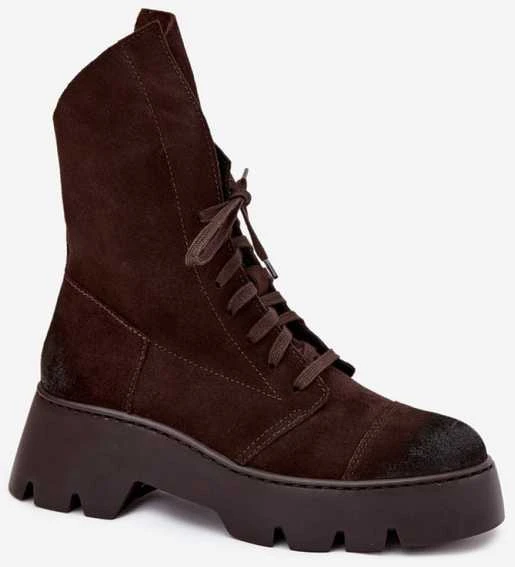Aulinukai zomšiniai Bootie – stiliui ir patogumui vėsiomis dienomis.