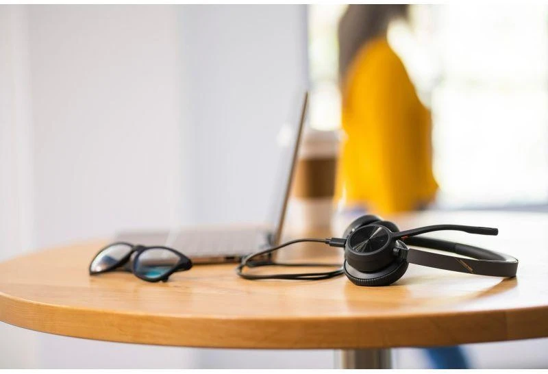 Ausinės Poly Voyager 4320 MS Teams sertifikuota USB-A ausinė + BT700 raktas 77Y98AA