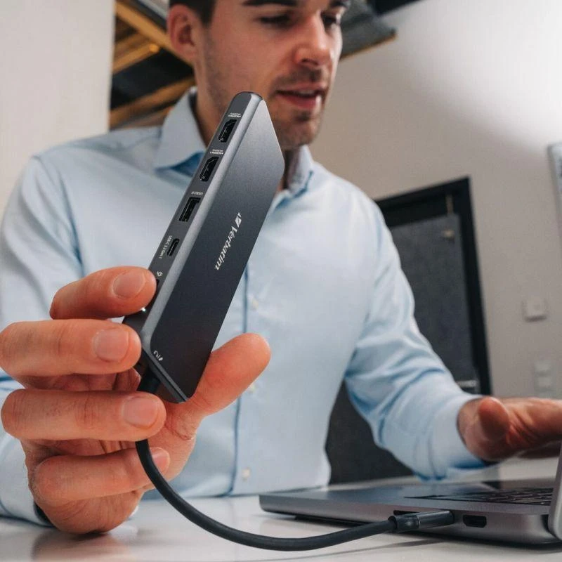 Verbatim CMH-14 C tipo USB 5000 Mbit/ai Sidabras