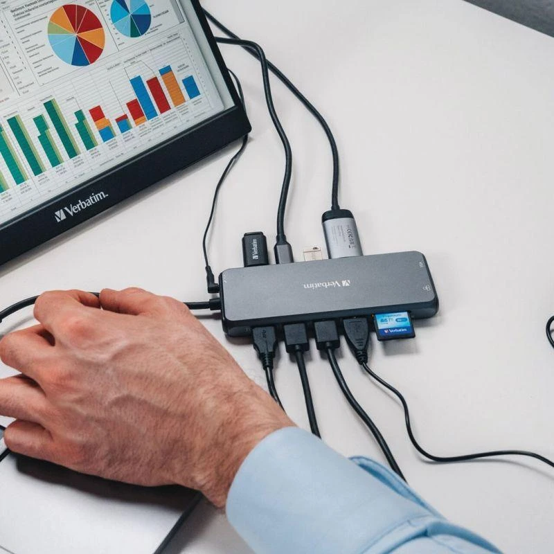 Verbatim CMH-14 C tipo USB 5000 Mbit/ai Sidabras