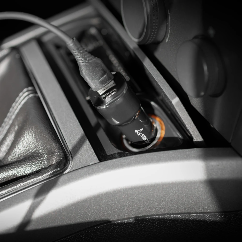 Sbox Automobilinis įkroviklis 38W, juodas