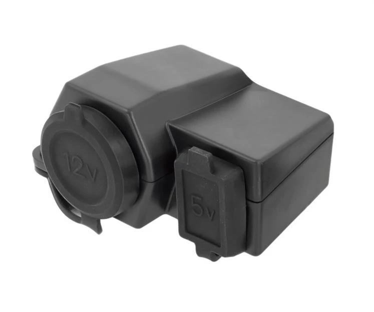 Automobilio lizdas 12V USB 5V 2A