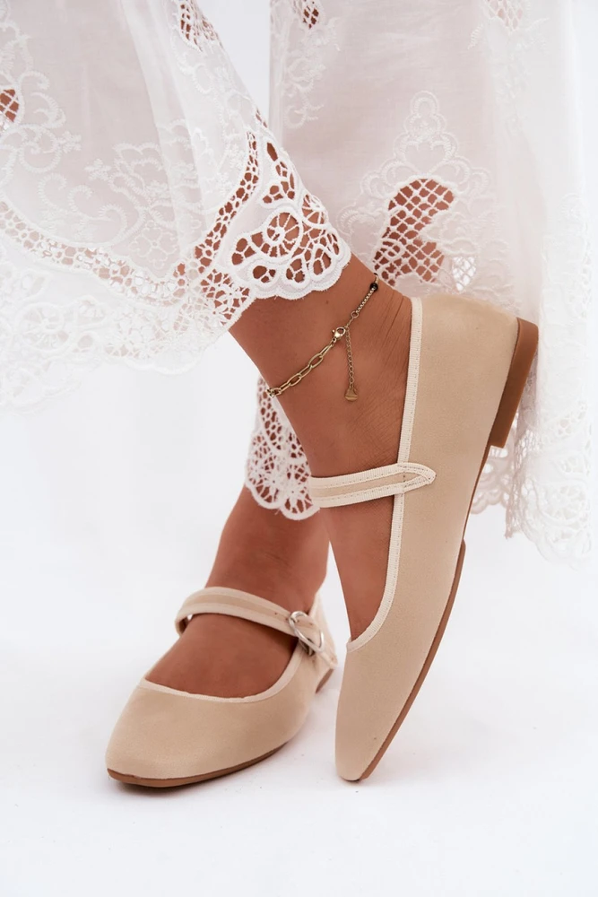 Balerinos iš odos imitacijos su sagtimi Step in style