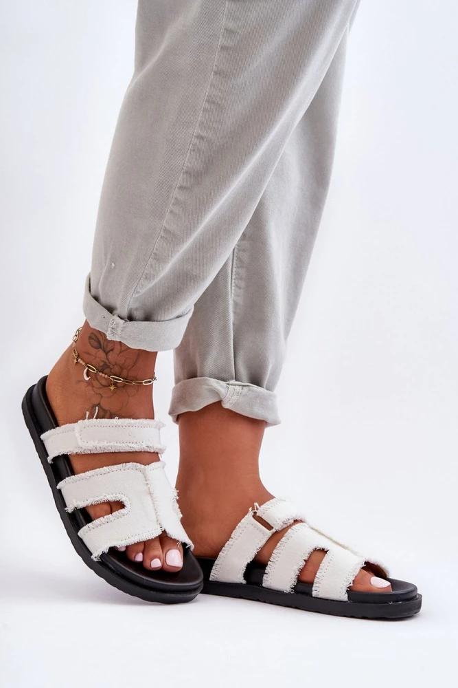 Balti tekstiliniai moteriški sandalai Step in style