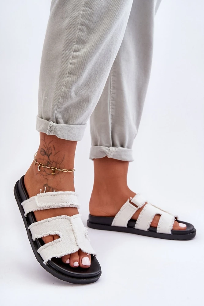 Balti tekstiliniai moteriški sandalai Step in style