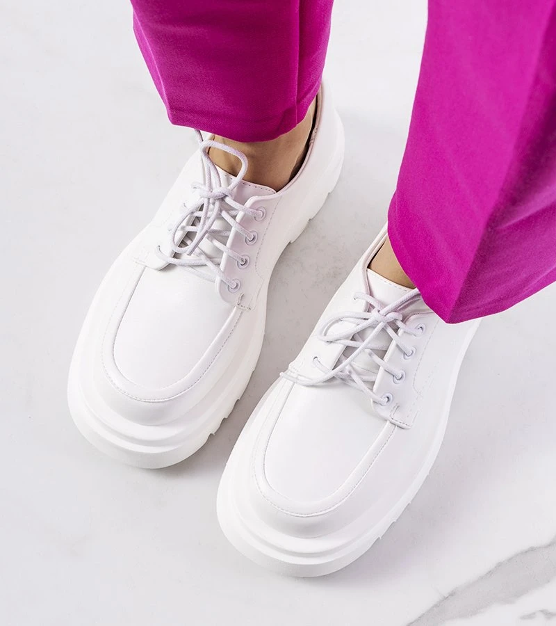 Baltos spalvos oxfords Nunes