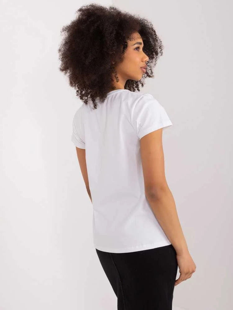 Baltos spalvos palaidinė
