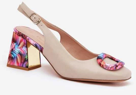 Basutės moterims, elegantiškos, su dirželiais