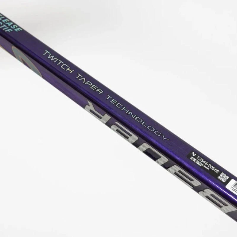 Bauer Vapor Flylite RE jaunių kompozitinė ledo ritulio lazda