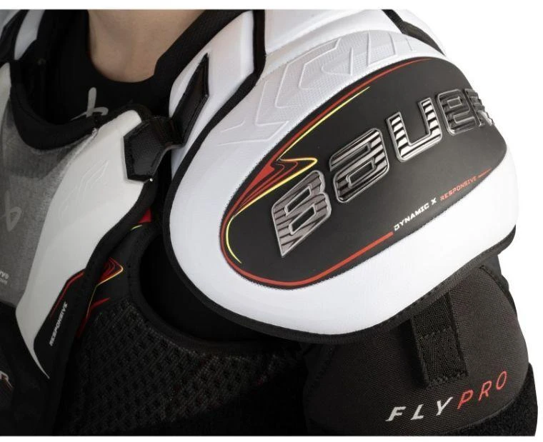 Bauer Vapor Flypro Suaugusiųjų Ledo Ritulio Pečių Apsaugos