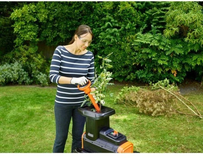 Black & Decker Elektrinis tylus šakų smulkintuvas BEGAS5800
