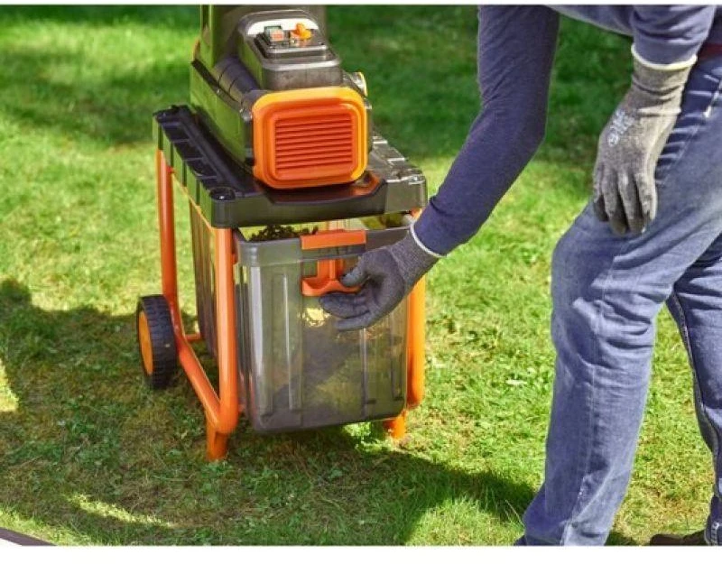 Black & Decker Elektrinis tylus šakų smulkintuvas BEGAS5800
