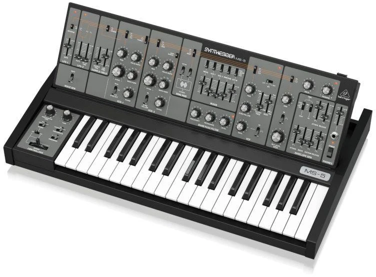 Behringer MS-5 - analoginis sintezatorius