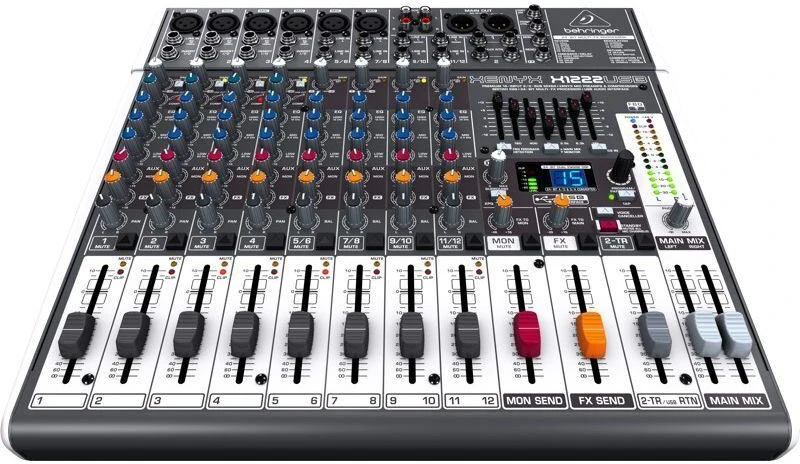 Garso Pultas - Behringer X1222USB 4 Kanalai