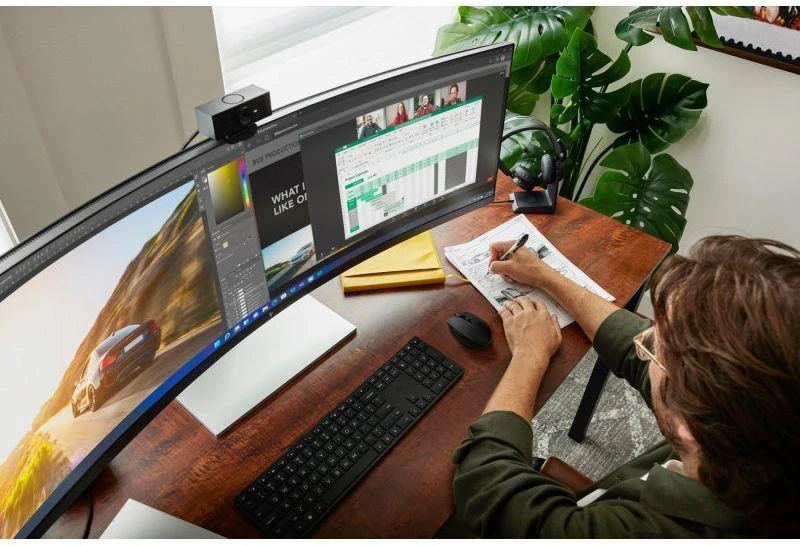 Pelė Hewlett Packard (HP) Myszka HP 710 belaidė juoda