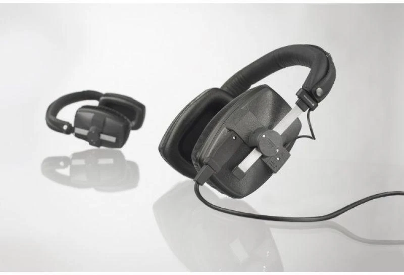 Beyerdynamic | Studijinės monitorinės ausinės, uždaros | DT 150 | Triukšmo mažinimas