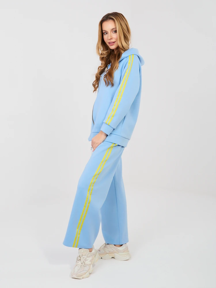 Bluza-IT-BL-21782.84-šviesiai mėlyna
