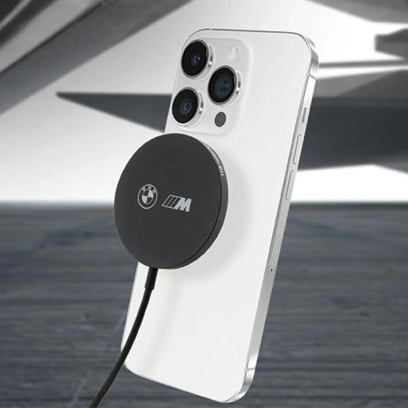 BMW indukcinis įkroviklis BMCBMSPLK 15W MagSafe juodos spalvos M Edition