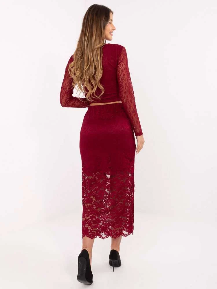 bordo spalvos sijonas