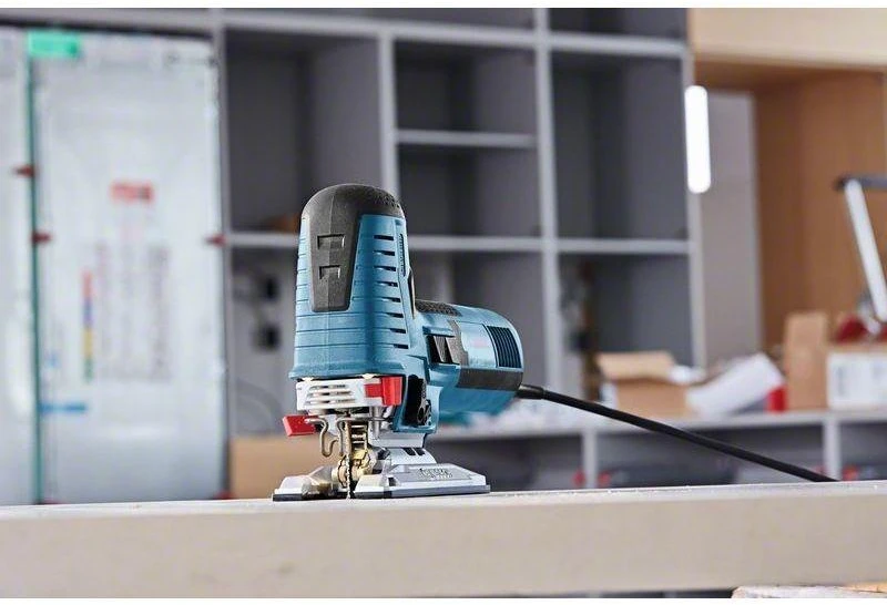 Bosch Siaurapjūklis GST 160 CE