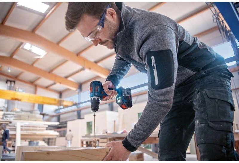 „Bosch“ kombinuotas rinkinys, 4 įrankiai, 18 V akumuliatorius