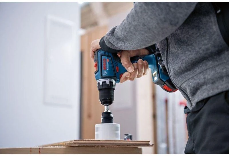 „Bosch“ kombinuotas rinkinys, 4 įrankiai, 18 V akumuliatorius