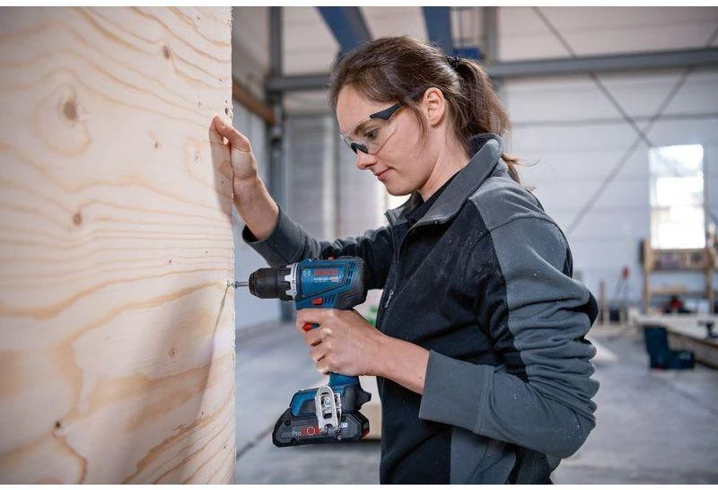 „Bosch“ kombinuotas rinkinys, 4 įrankiai, 18 V akumuliatorius