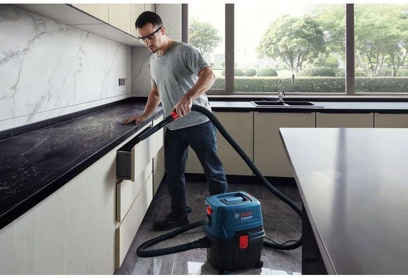 Bosch dulkių siurblys GAS 15 PS 15L su maitinimo lizdu įrankiui