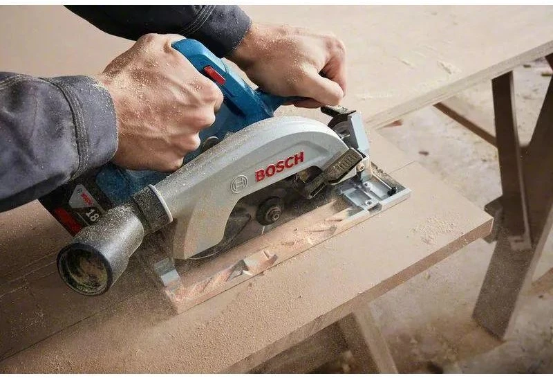 Akumuliatorinis diskinis pjūklas Bosch GKS 185-LI Professional; 18 V (be akumuliatoriaus ir pakrovėjo)