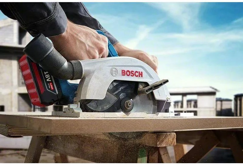Akumuliatorinis diskinis pjūklas Bosch GKS 185-LI Professional; 18 V (be akumuliatoriaus ir pakrovėjo)