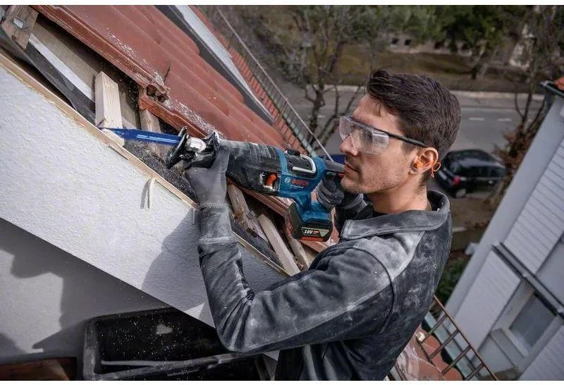 Akumuliatorinis tiesinis pjūklas Bosch GSA 185-LI Professional; 18 V (be akumuliatoriaus ir pakrovėjo)