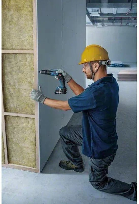 Juostinis suktuvas Bosch GTB185-LI; 18 V (be akumuliatoriaus ir pakrovėjo)