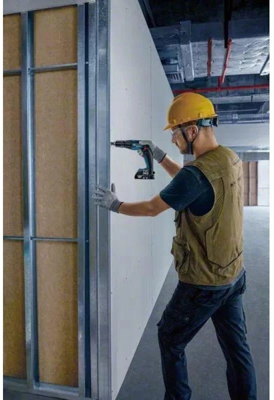 Juostinis suktuvas Bosch GTB185-LI; 18 V (be akumuliatoriaus ir pakrovėjo)