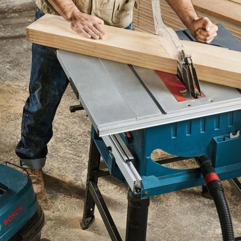 Išilginio pjovimo staklės Bosch GTS 254 Professional; 1800 W