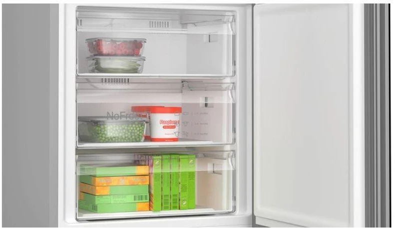 Bosch Serie 6 KGN49LBCF fridge-šaldiklis Freestanding 440 L C Juodas