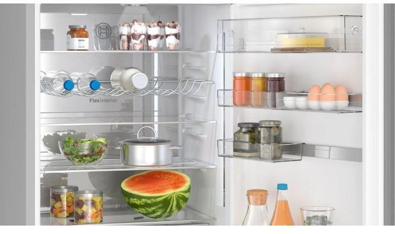 Bosch Serie 6 KGN49LBCF fridge-šaldiklis Freestanding 440 L C Juodas