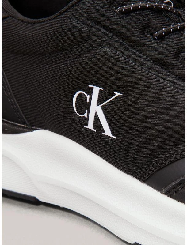 Calvin Klein moteriški žemo kirpimo suvarstomi sportbačiai V3X9-83010-1464999 JUODI