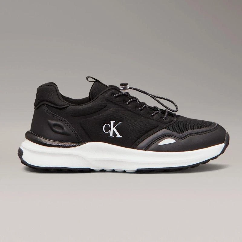 Calvin Klein moteriški žemo kirpimo suvarstomi sportbačiai V3X9-83010-1464999 JUODI