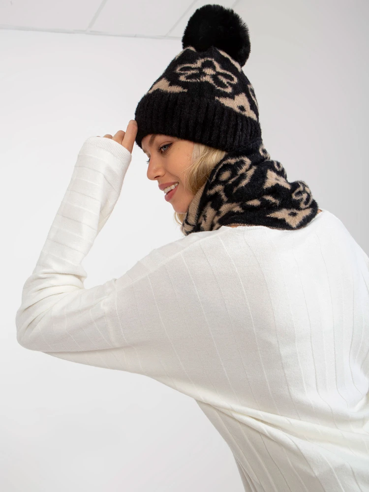 Kepurė Cap-AT-CZ-CM-317.85-juoda-smėlio spalvos